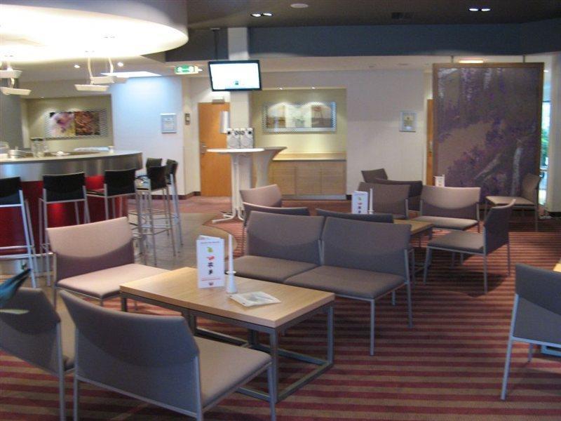Mercure Airport Hotel Berlin Tegel Exterior photo
