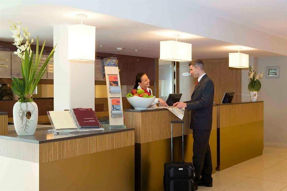 Mercure Airport Hotel Berlin Tegel Exterior photo